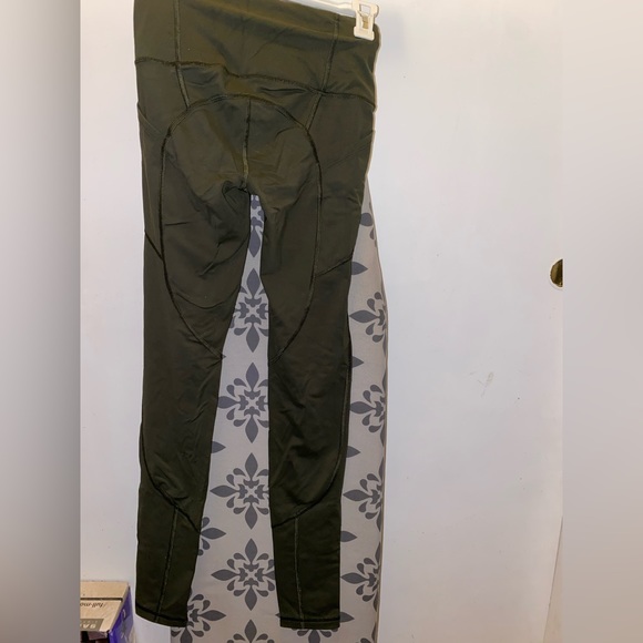 Victorias Secret Sport Green Workout Leggings in size XS - Picture 7 of 7